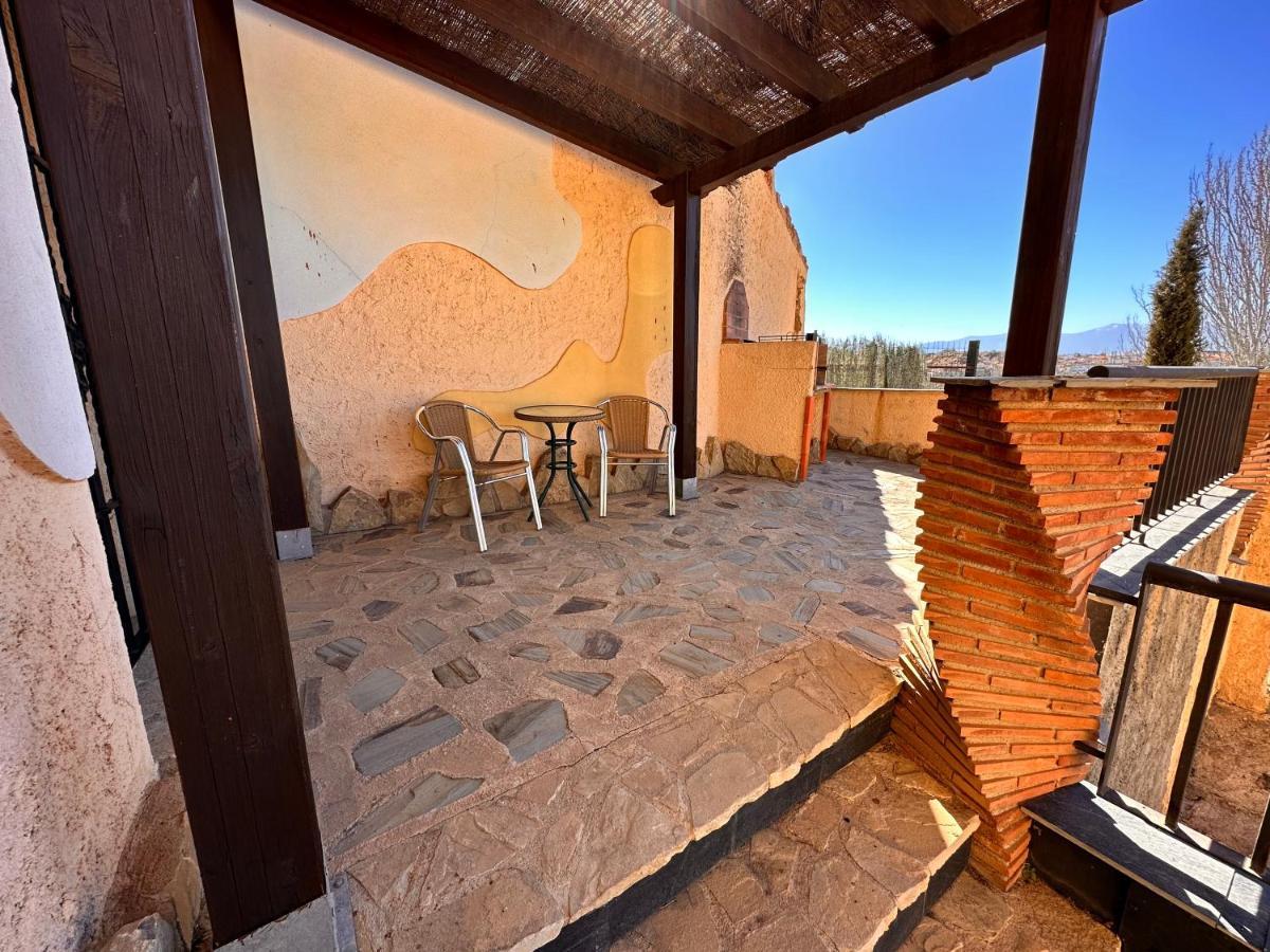 Апартаменты Cuevas La Granja Benalua de Guadix Экстерьер фото