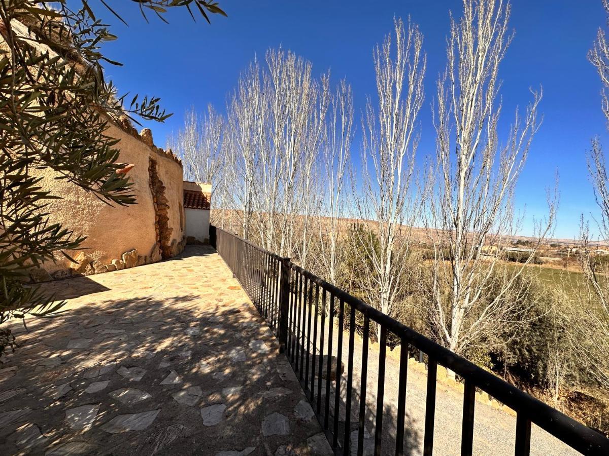 Апартаменты Cuevas La Granja Benalua de Guadix Экстерьер фото