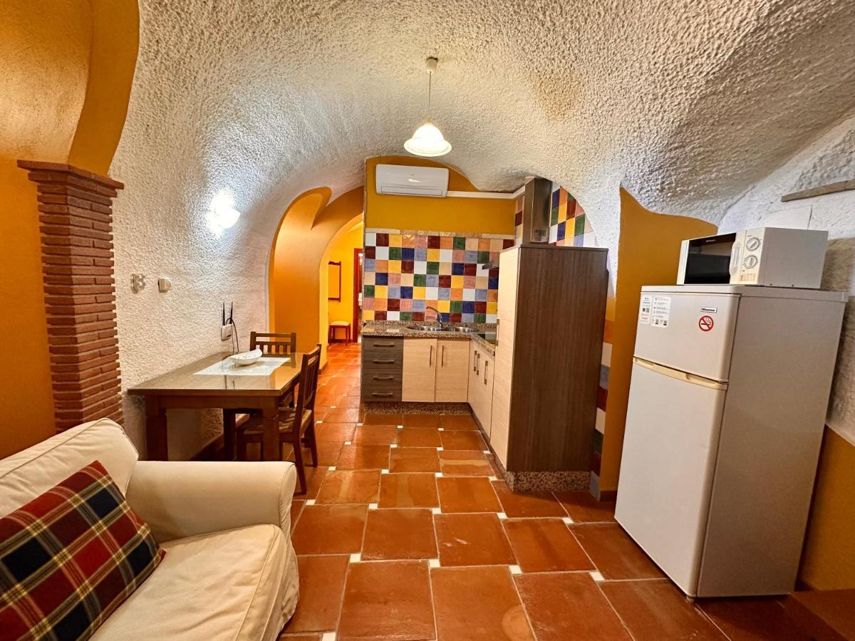 Апартаменты Cuevas La Granja Benalua de Guadix Экстерьер фото