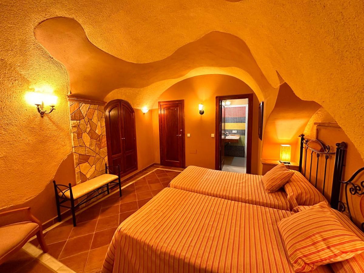 Апартаменты Cuevas La Granja Benalua de Guadix Экстерьер фото