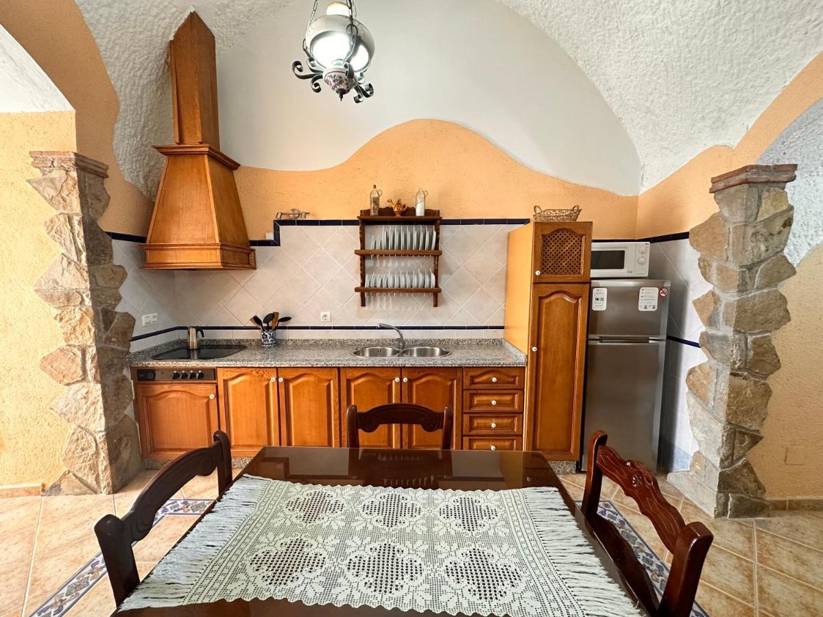 Апартаменты Cuevas La Granja Benalua de Guadix Экстерьер фото