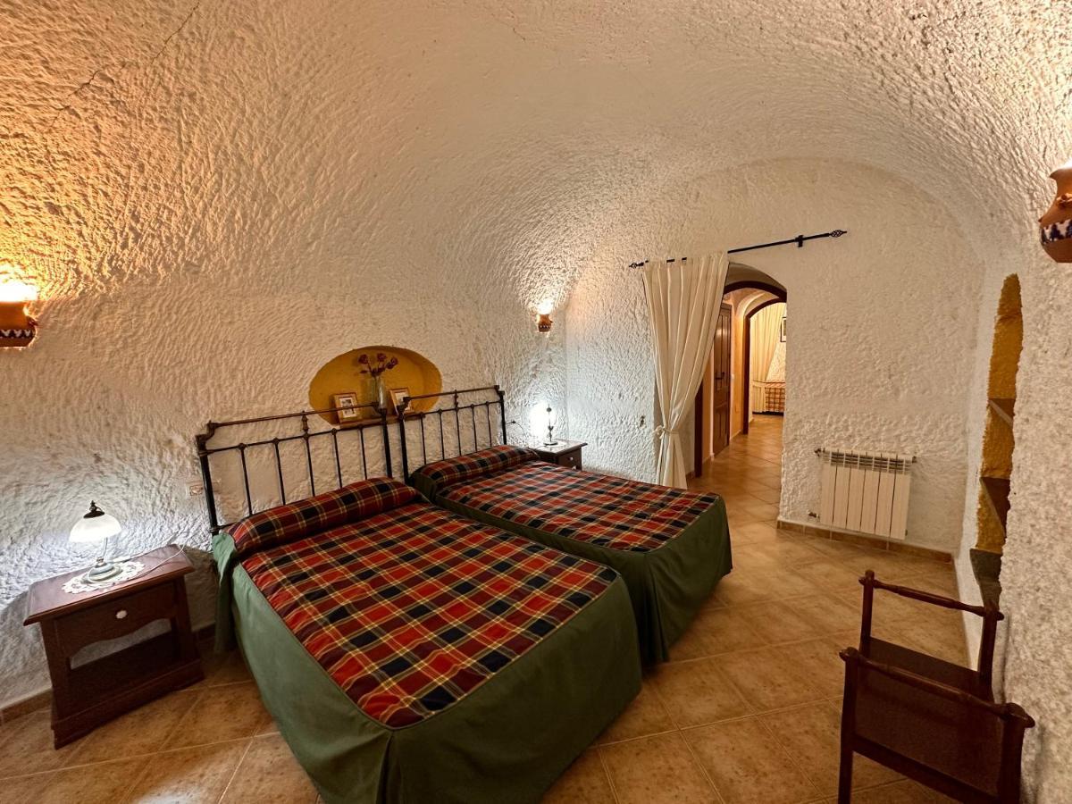 Апартаменты Cuevas La Granja Benalua de Guadix Экстерьер фото
